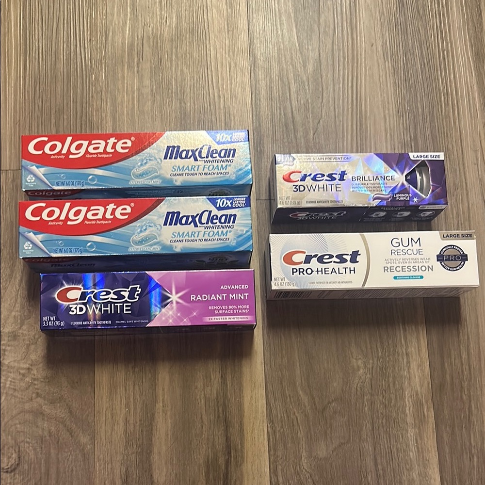 Colgate and Crest Toothpaste Set